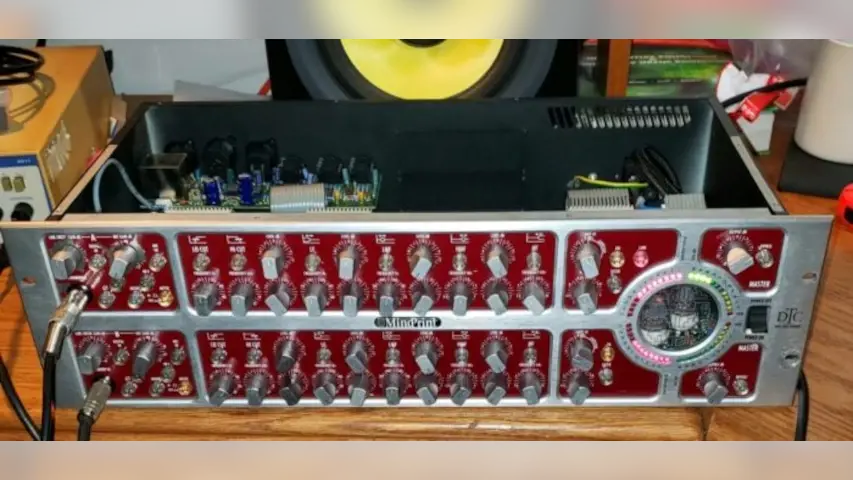 The MindPrint Stephen rebuilt! These are super fancy microphone amplifiers. The MindPrint Stephen rebuilt! These are super fancy microphone amplifiers.