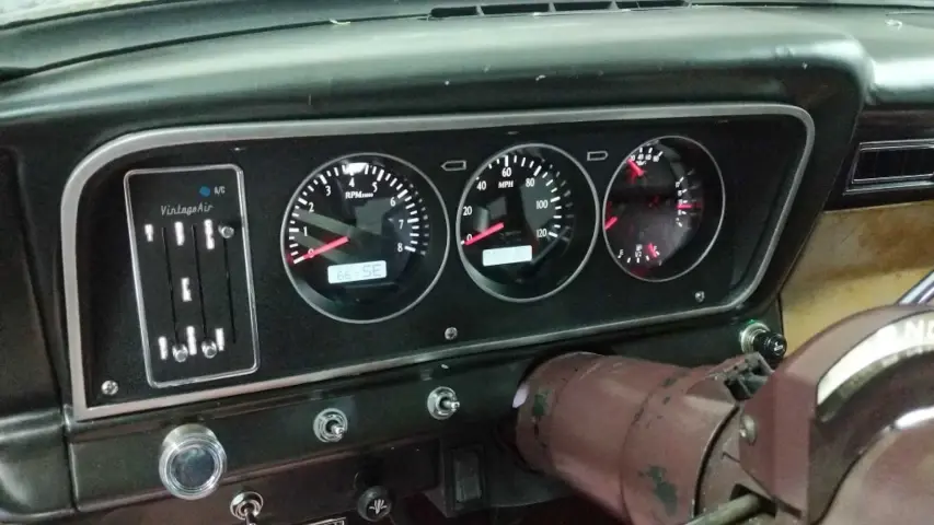 Refinished dash Parker restored and installed new gauges into. Refinished dash Parker restored and installed new gauges into.